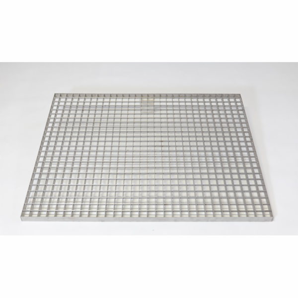 Gitter, gebeizter Edelstahl, Masche 33x33mm, Tragband 30x2mm Gitter, gebeizter Edelstahl, Masche 33x33mm, Tragband 30x2mm