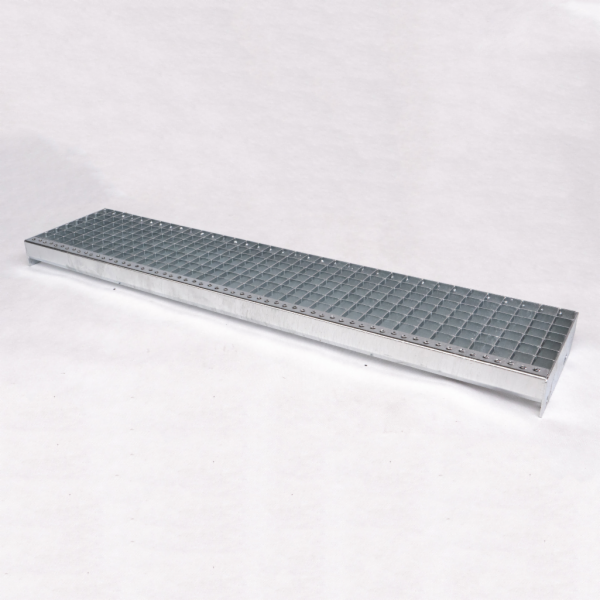 Treppenstufe - feuerverzinkt, gepresst, Masche 33x33mm, Tragband 40x2mm Treppenstufe - feuerverzinkt, gepresst, Masche 33x33mm, Tragband 40x2mm