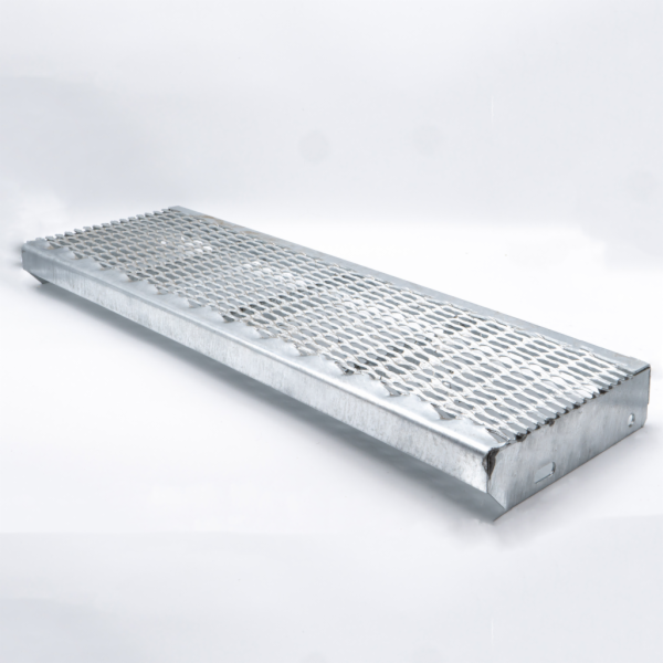 Treppenstufe aus Streckmetall - feuerverzinkt, Masche 62,5x15x5mm Treppenstufe aus Streckmetall - feuerverzinkt, Masche 62,5x15x5mm
